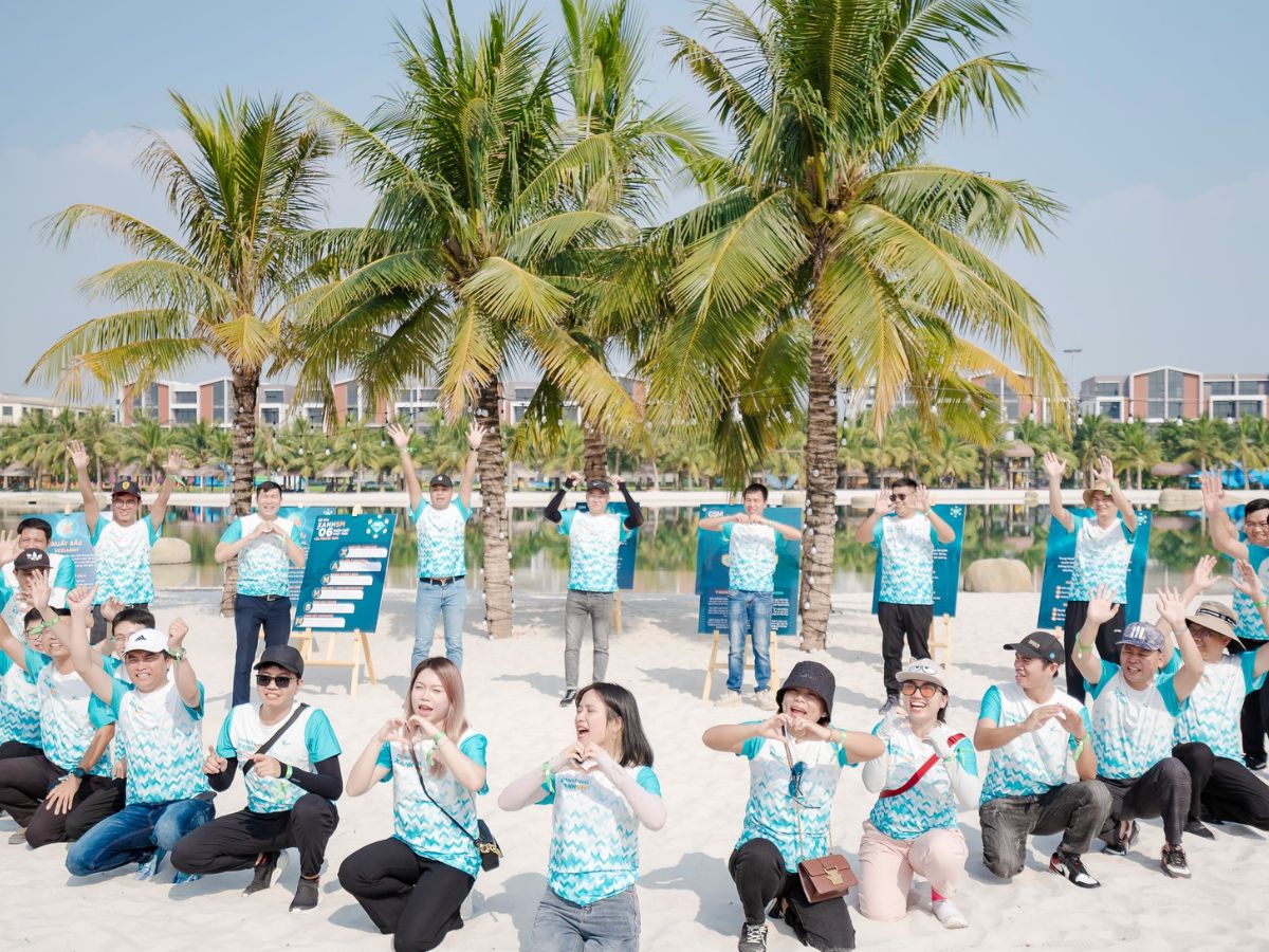Team building biển Cát Bà được nhiều doanh nghiệp lựa chọn.