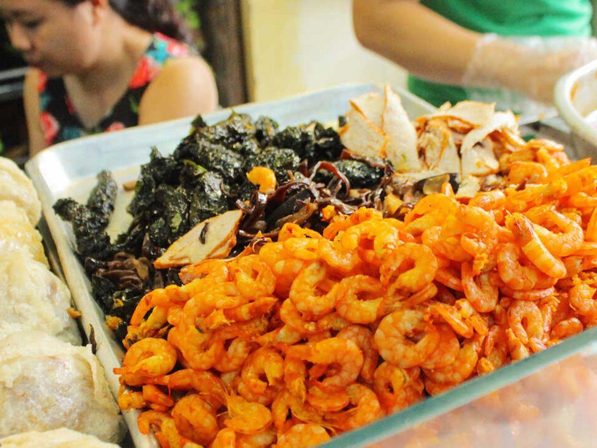 Bánh đa cua Bà Cụ Hải Phòng có hương vị truyền thống được gìn giữ qua nhiều thế hệ