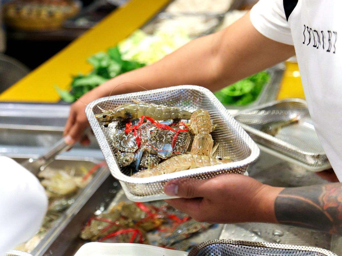 Ăn tối Hải Phòng là điểm nhấn đặc biệt trong hành trình khám phá thành phố cảng