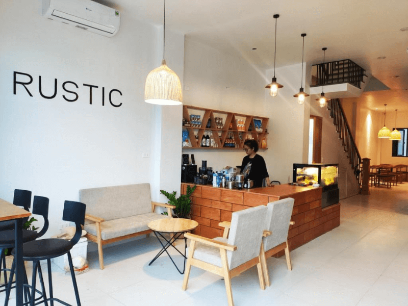 Không gian ấm cúng của quán Rustic House & Cafe