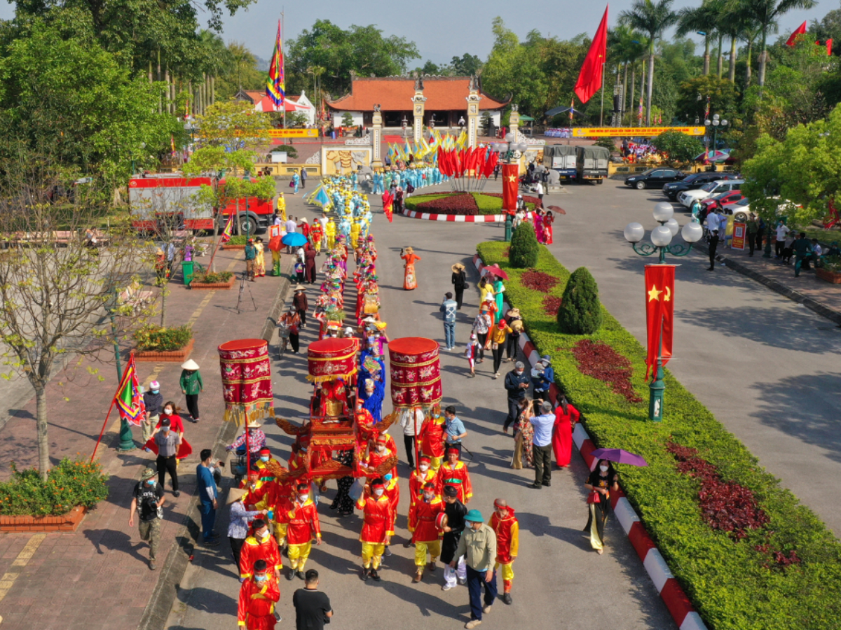 Lễ hội Bạch Đằng truyền thống hằng năm