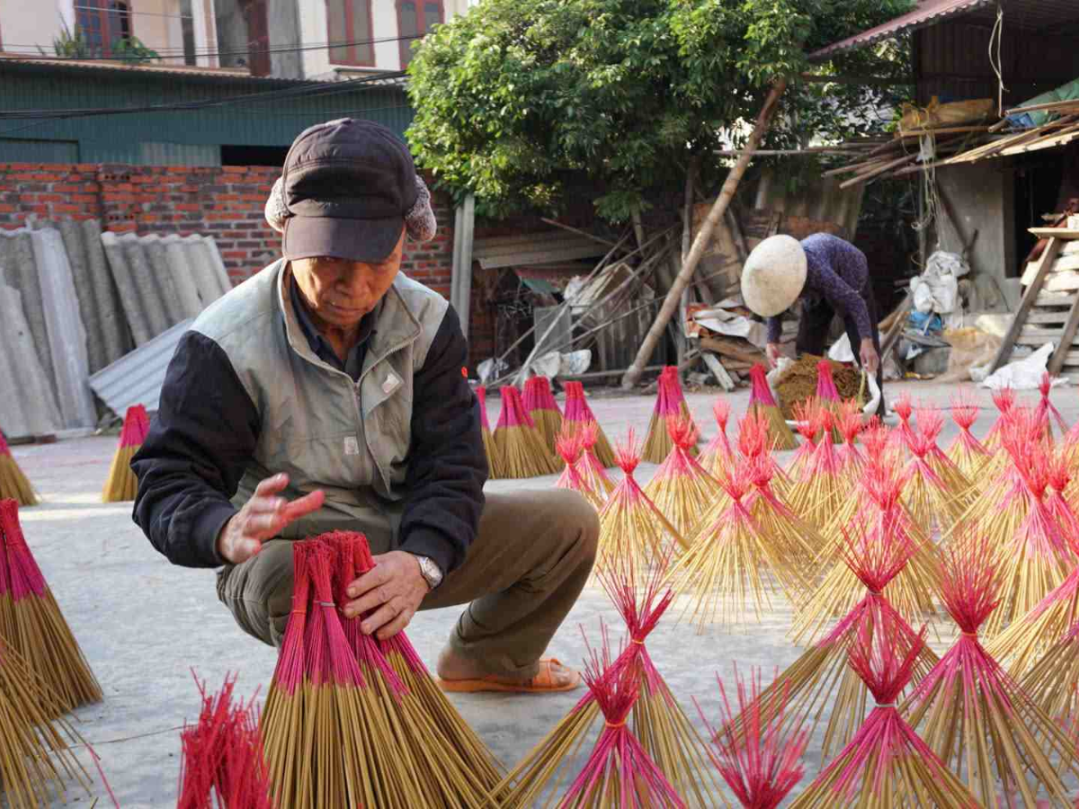 Kỹ thuật phơi sấy tự nhiên làm nên giá trị đặc trưng của hương Hải Phòng