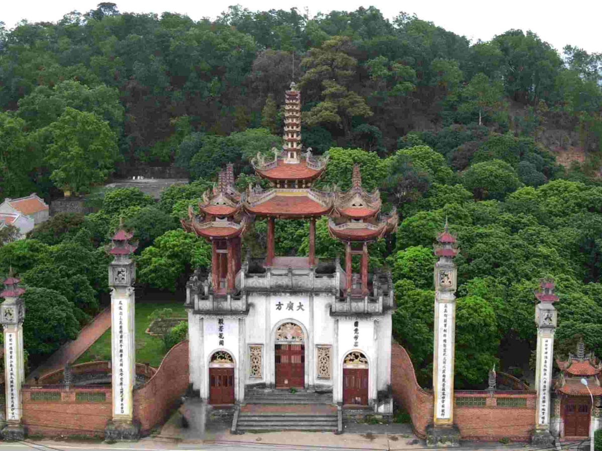 Chùa Mỹ Cụ nhìn từ trên cao