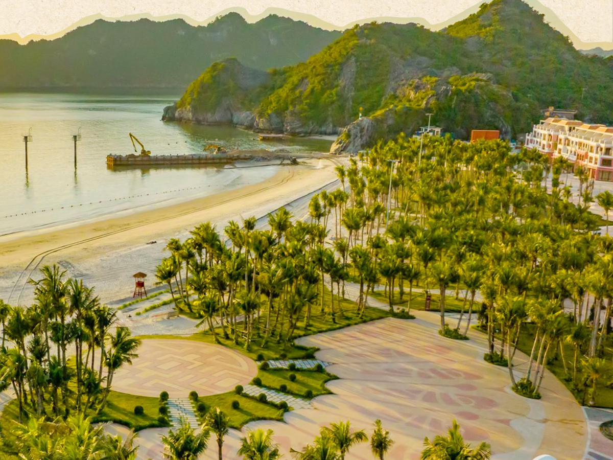 Công viên trung tâm kết nối trực tiếp với Công viên bãi biển Chu Tước và bãi tắm Các Bà dài gần 1 km