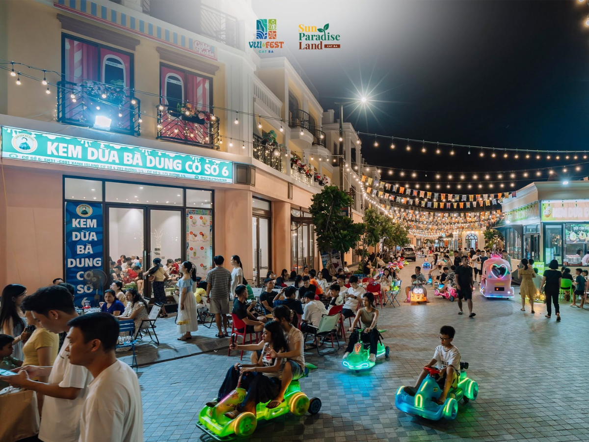 VUI-Fest Cat Ba là điểm dừng chân phù hợp để cả gia đình thư giãn vào buổi tối