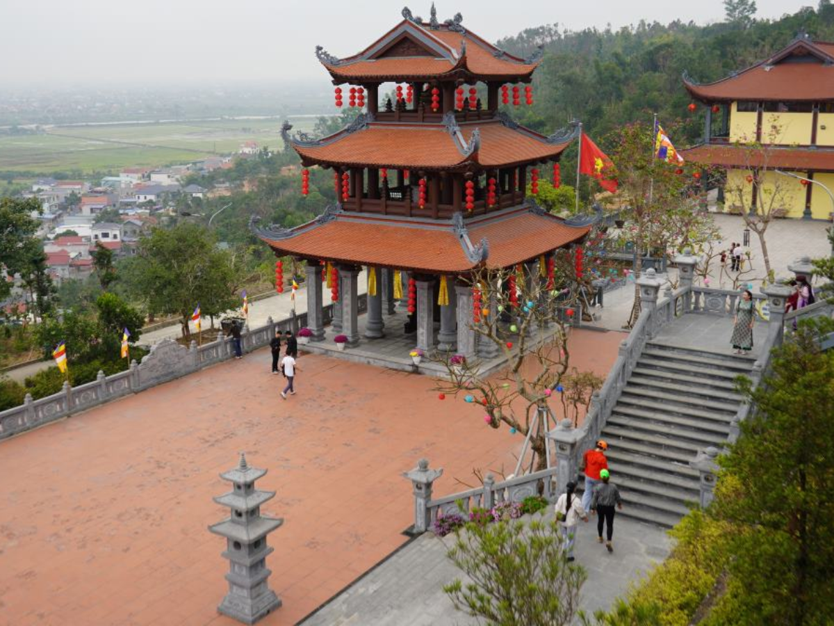 Dễ dàng kết hợp tham quan và chùa và những điểm du lịch lân cận