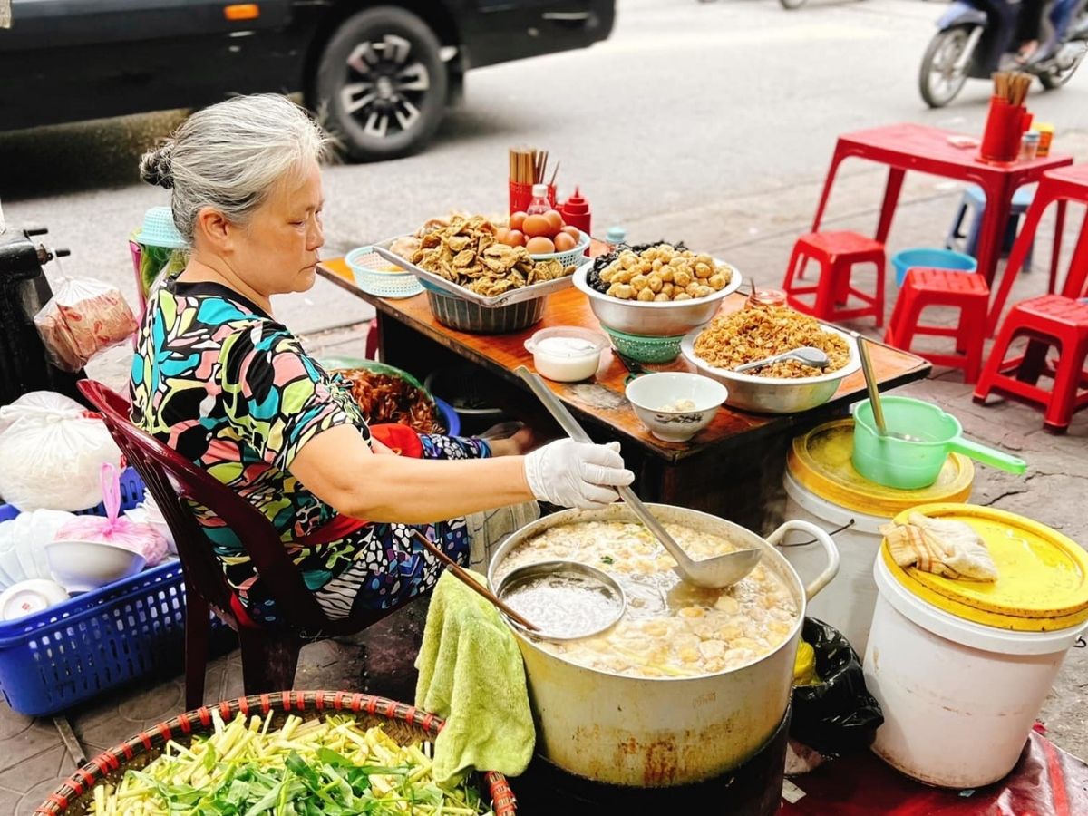 Bánh bún rong được người dân Hải Phòng ưa chuộng chọn cho bữa sáng