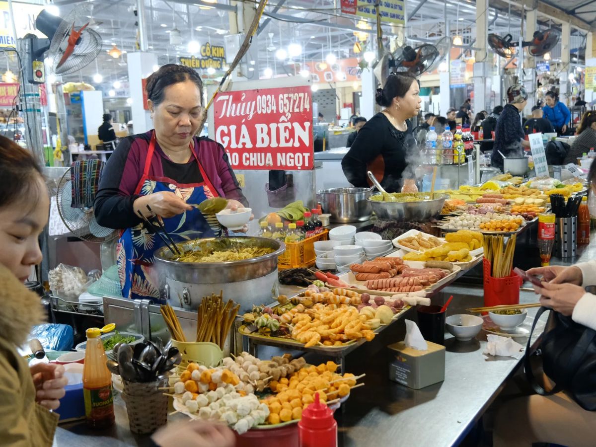 Các khu chợ Hải Phòng là điểm foodtour lý tưởng cho du khách