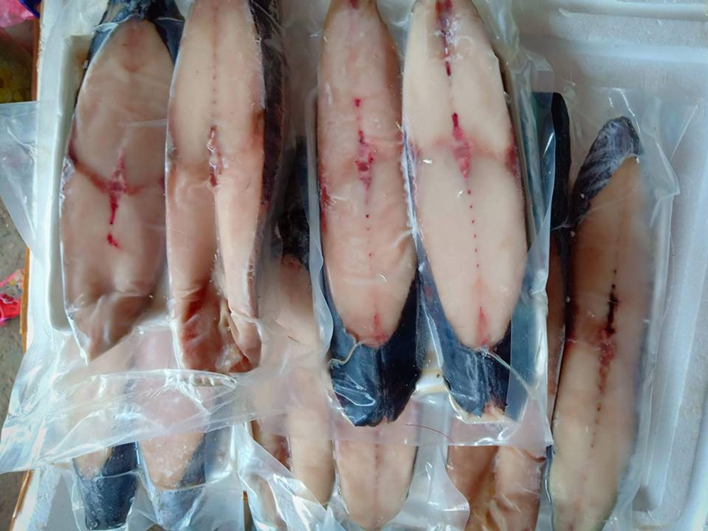 Khúc cá thu một nắng thơm ngon luôn là lựa chọn hàng đầu cho mâm cơm gia đình