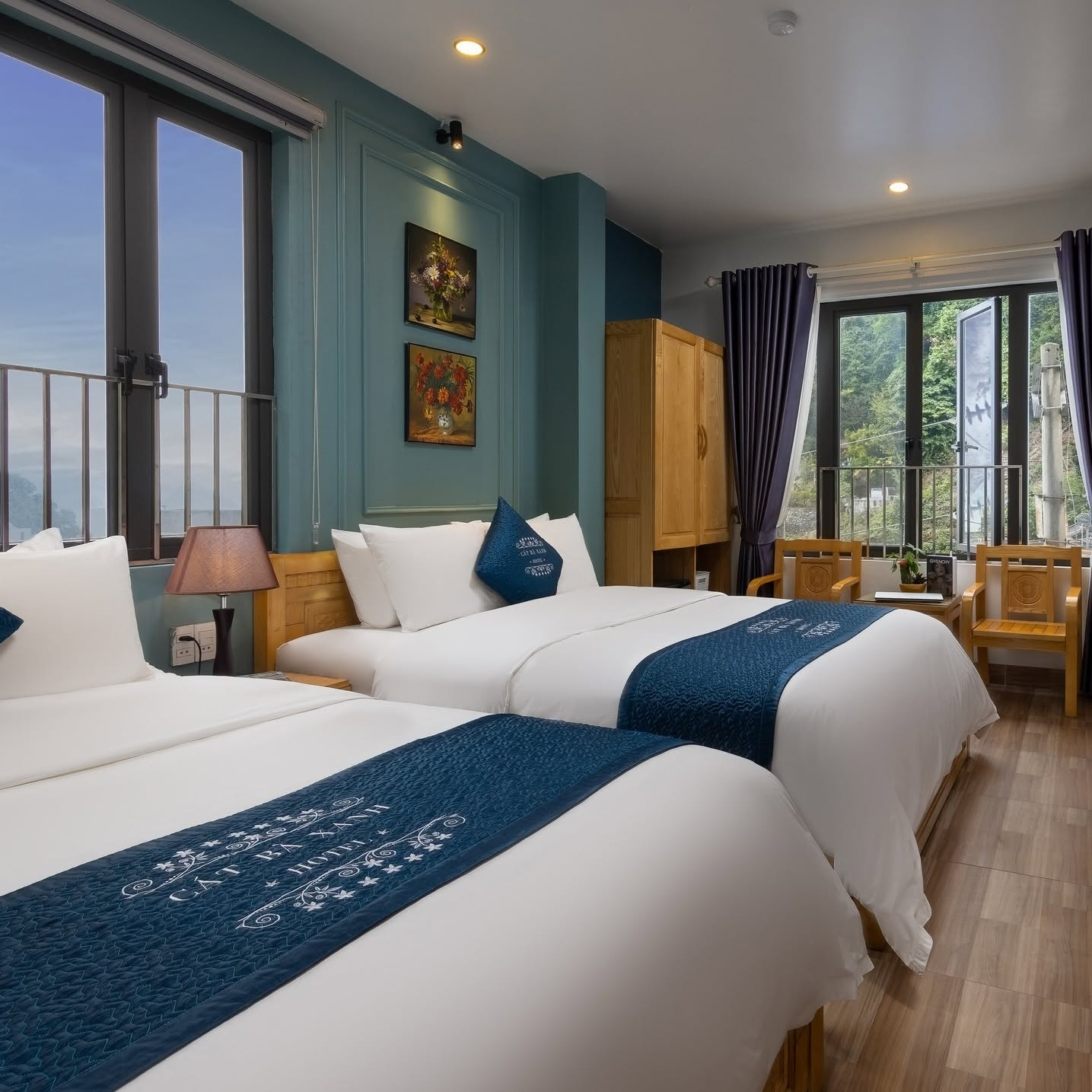 Cát Bà Xanh Hotel được yêu thích nhờ vị trí thuận tiện và dịch vụ chu đáo