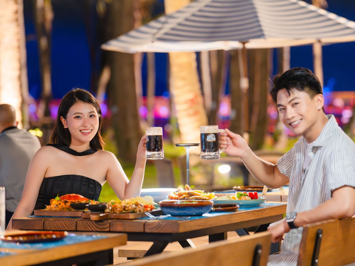 Thưởng thức bia thủ công và các món ăn hấp dẫn tại Sun Bavaria Cat Ba