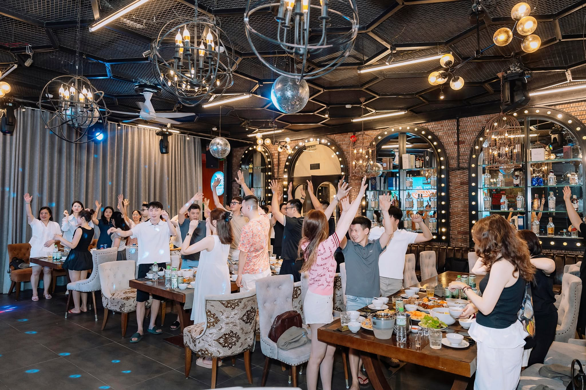 Không gian riêng tư tại nhà hàng Marigold, phù hợp với bữa ăn gia đình và những buổi gặp mặt