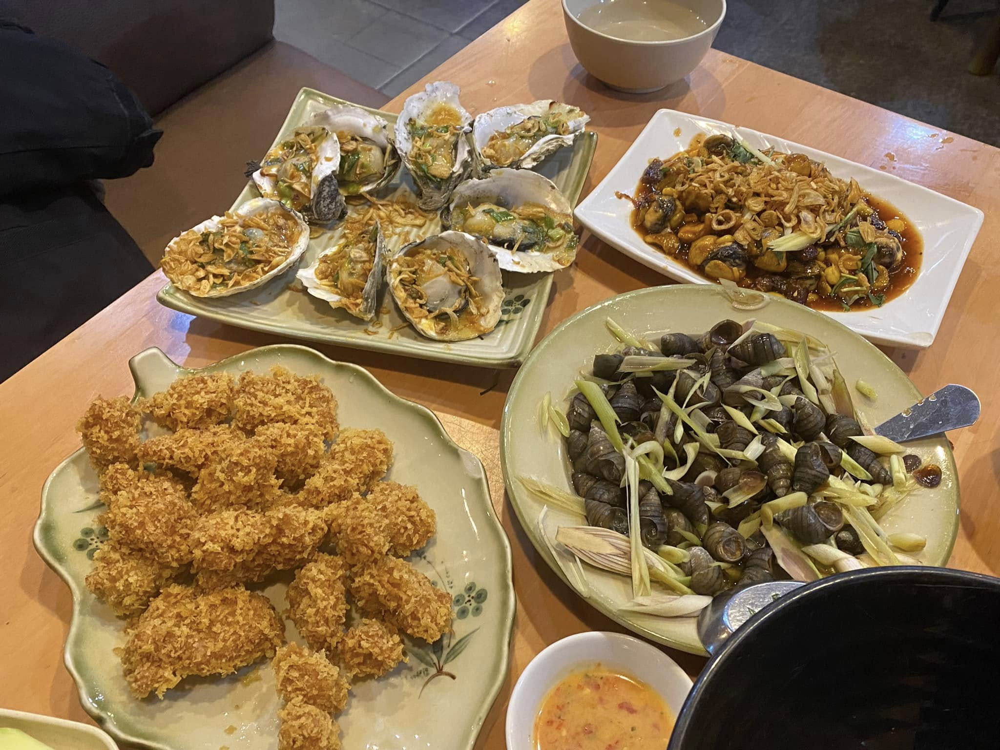 Những món quà vặt nhiều màu sắc mở ra hành trình khám phá ẩm thực hấp dẫn tại thành phố cảng