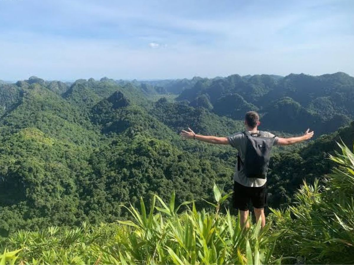 Những cung đường leo núi Vườn quốc gia Cát Bà thú vị