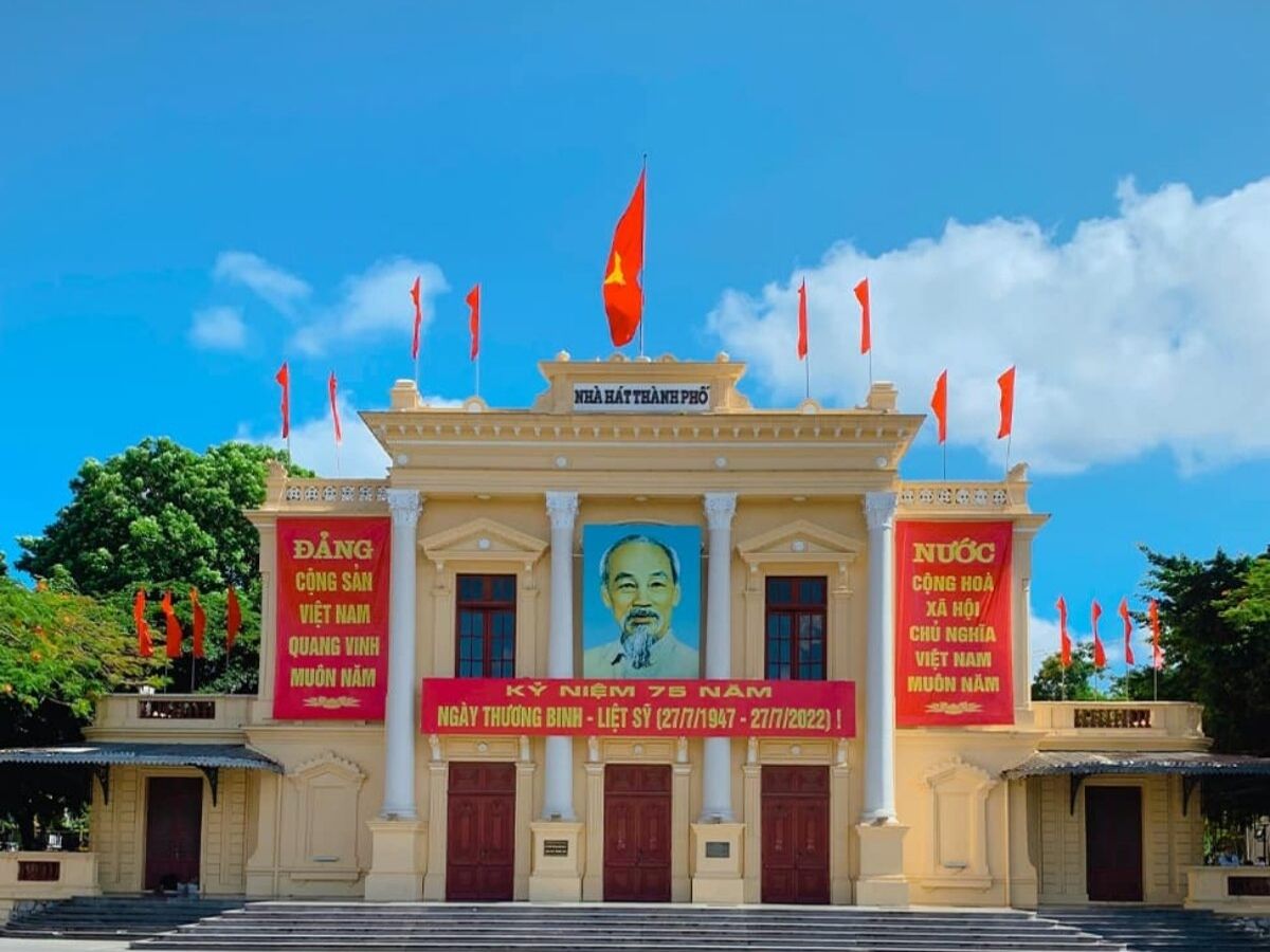 Nhà hát lớn Hải Phòng mang dấu ấn kiến trúc châu Âu