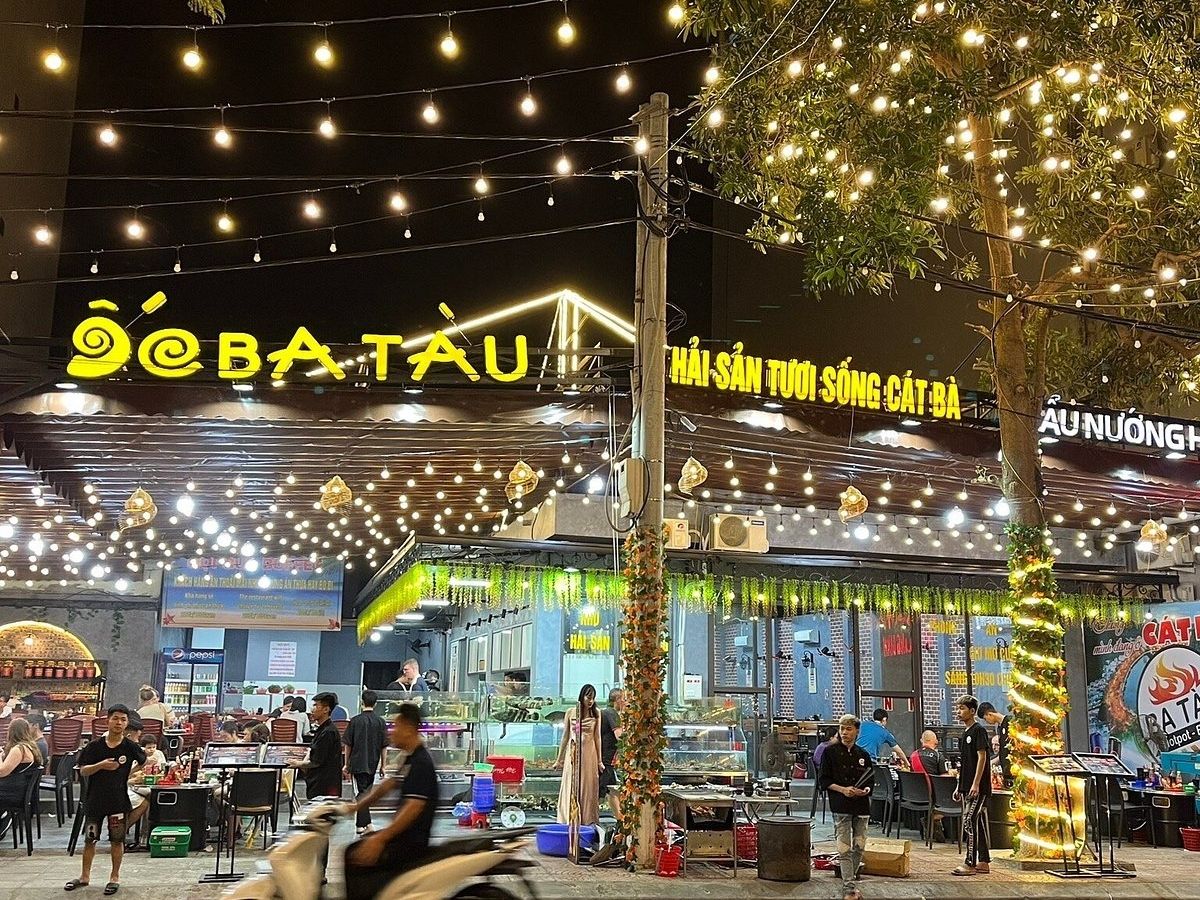 Ốc Ba Tàu với các món hải sản ngon, hấp dẫn