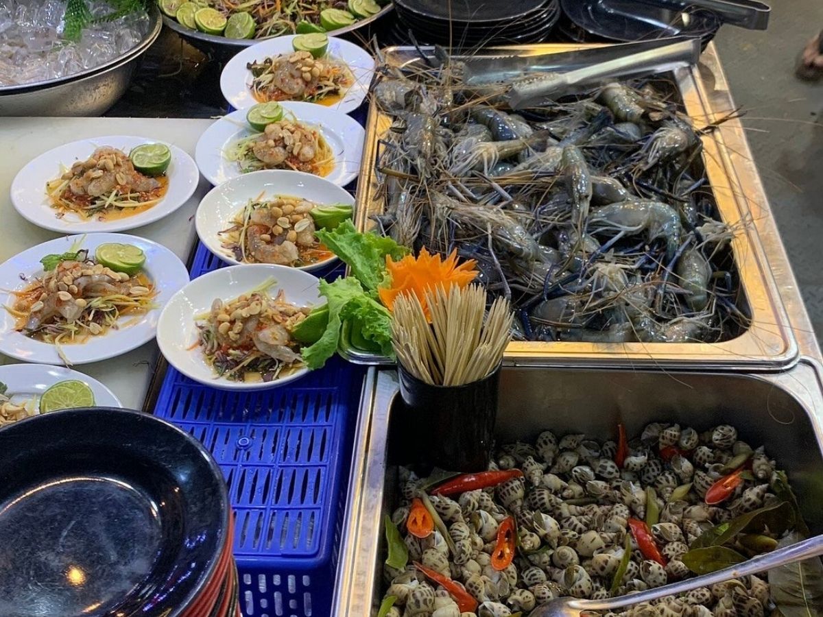 Nhà hàng Biển Đông là một lựa chọn uy tín để thưởng thức những món hải sản hấp dẫn
