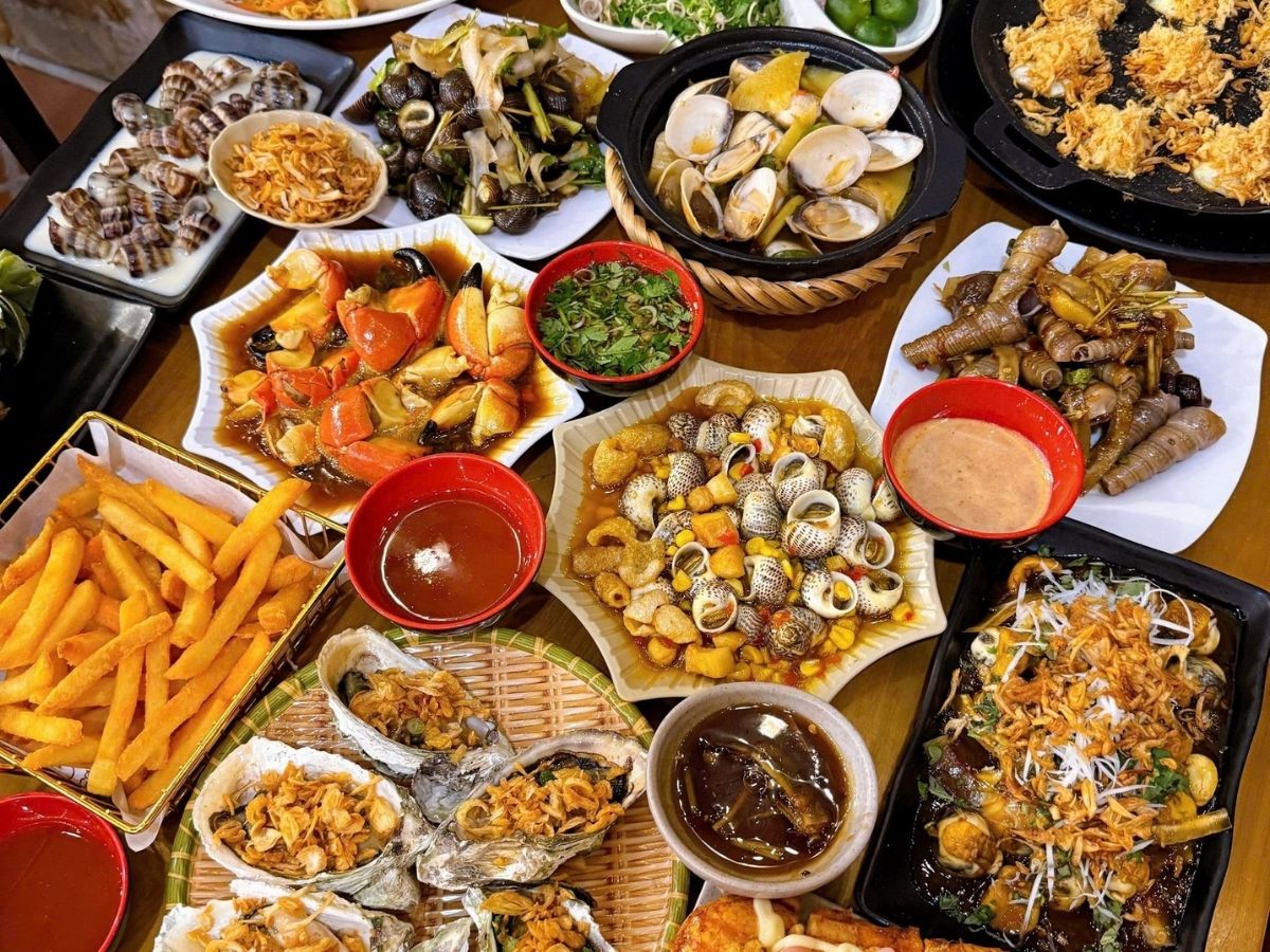 Ăn vặt Hải Phòng đã trở thành một phần thú vị trong hành trình khám phá ẩm thực đất Cảng