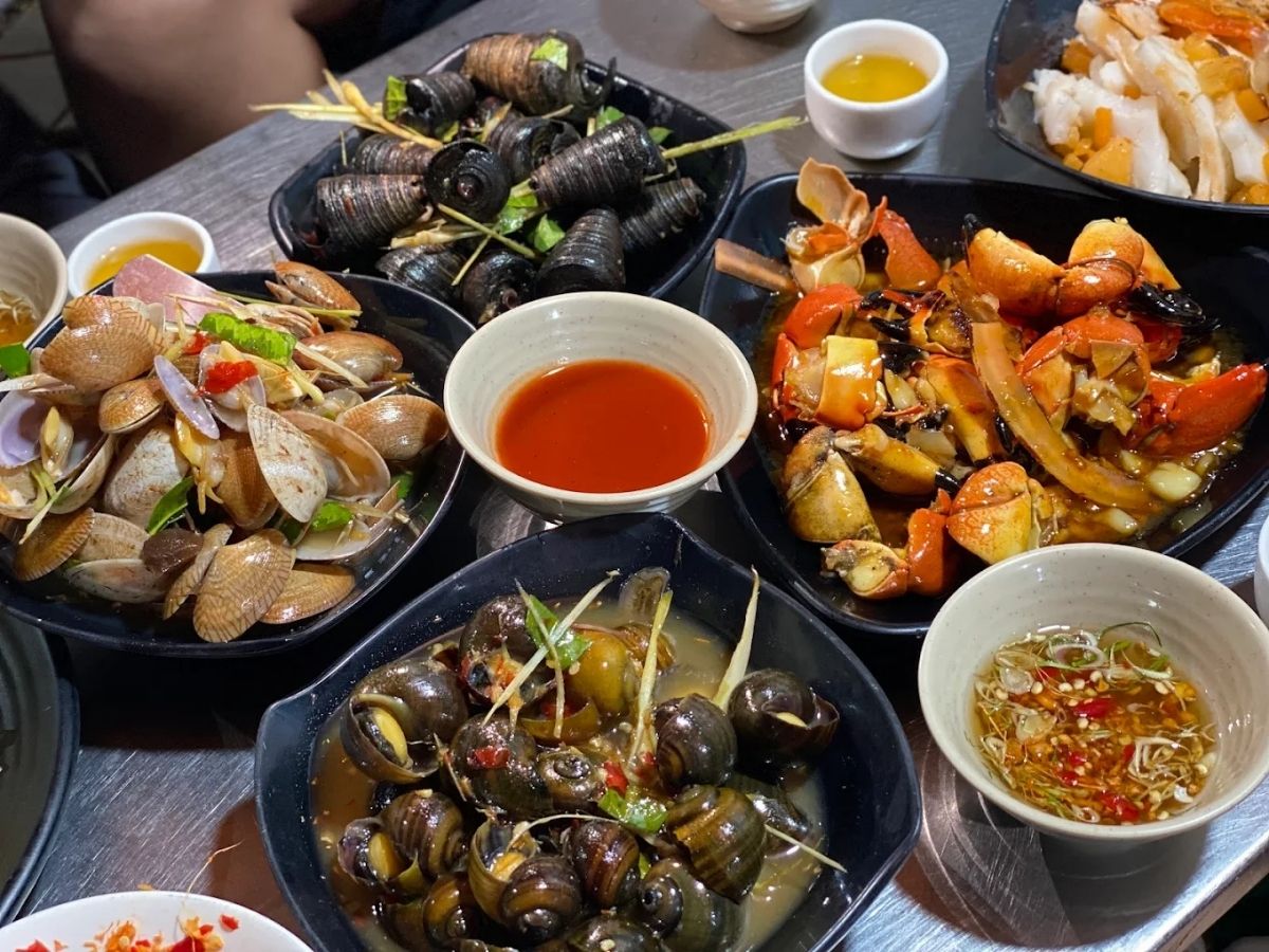 Lưu ý cần nhớ để ăn vặt Hải Phòng vừa ngon vừa tiết kiệm