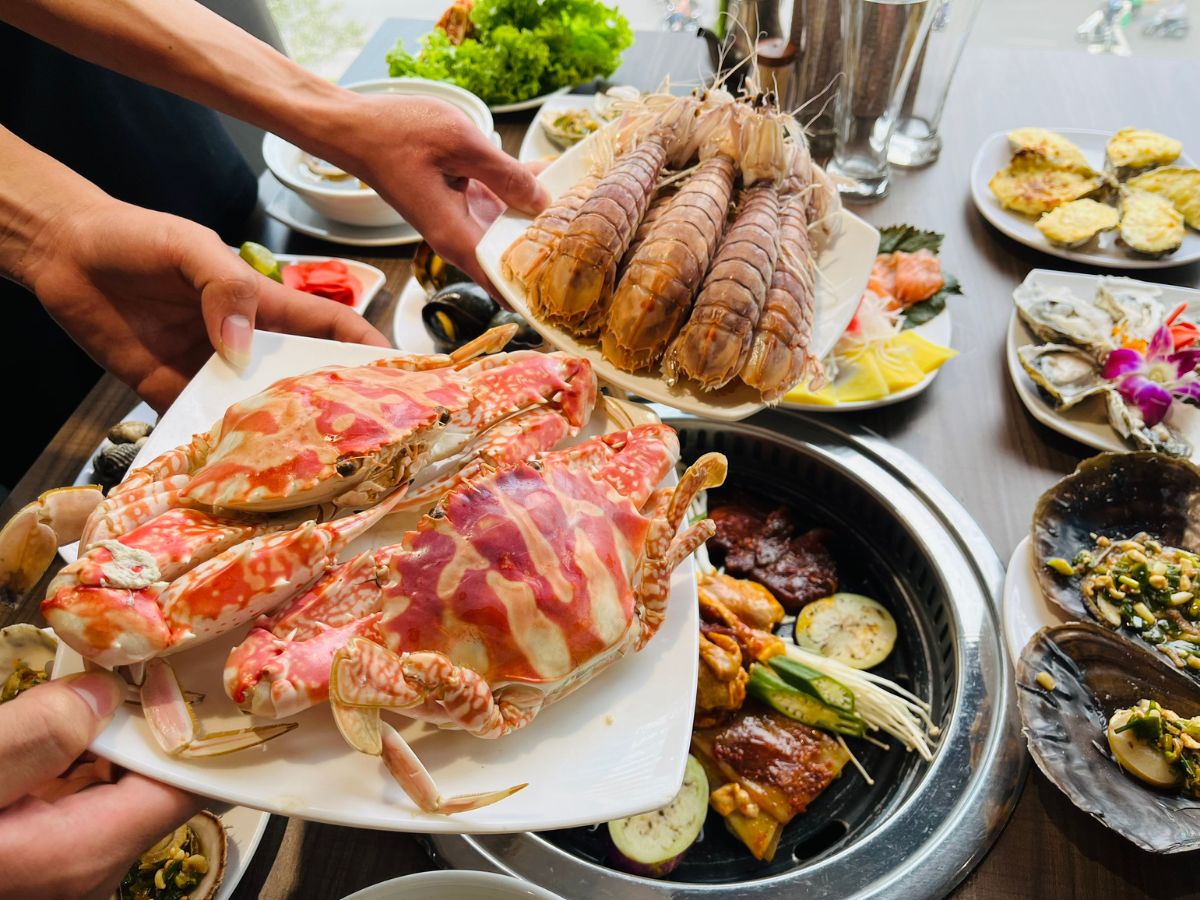 Ẩm thực tết Hải Phòng đa dạng, nhiều trải nghiệm độc đáo cho du khách