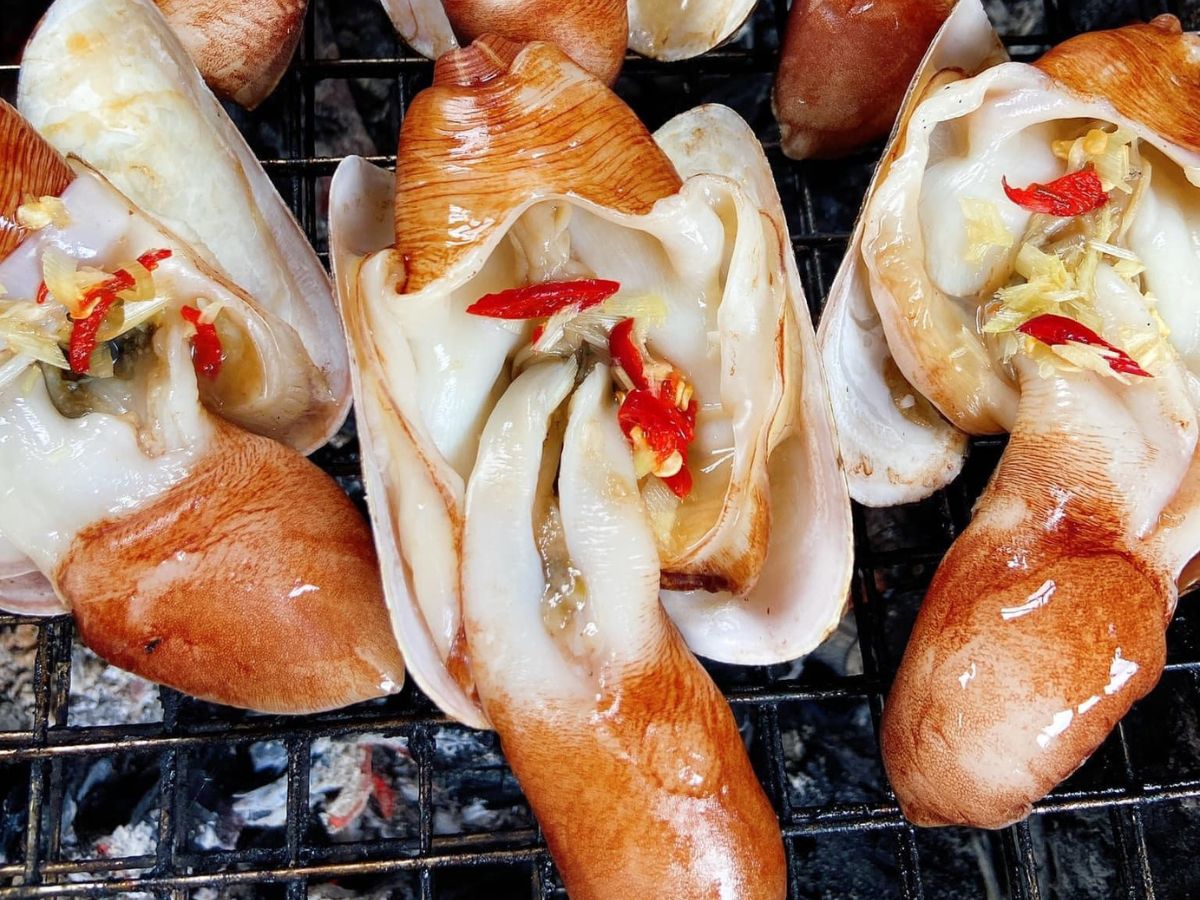 Những món hải sản hấp dẫn nên thử trong hành trình khám phá Cát Bà