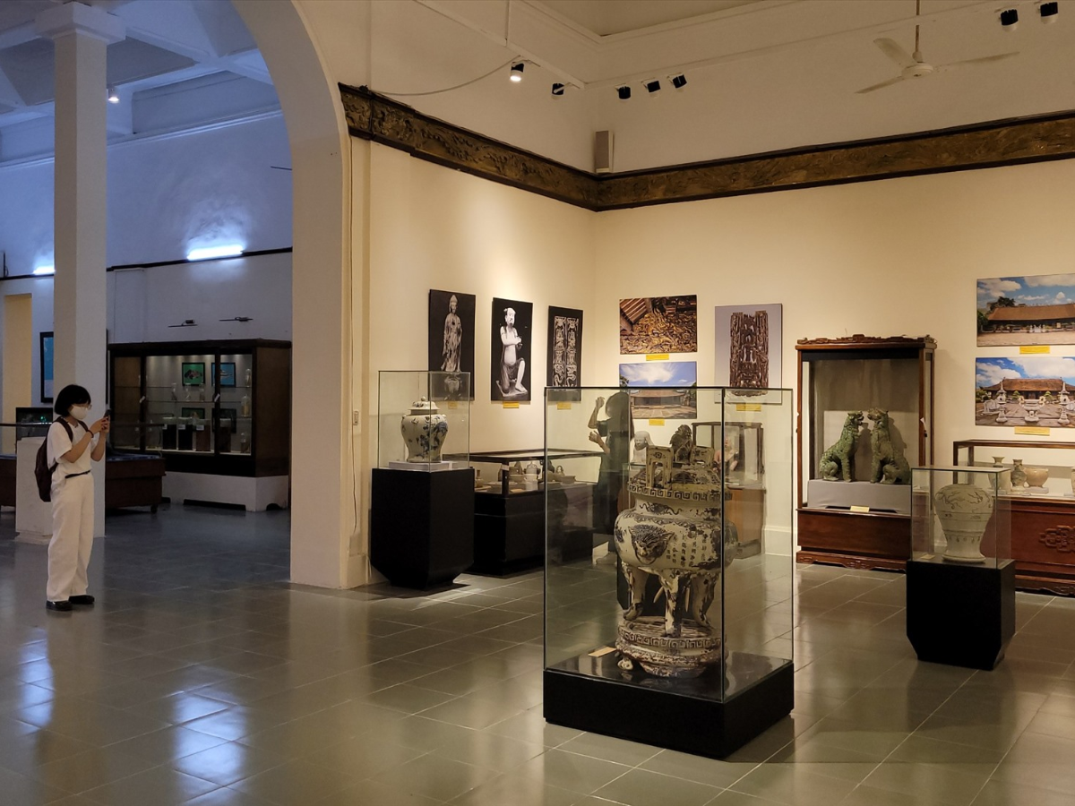 Hệ thống trưng bày bên trong bảo tàng Hải Phòng.