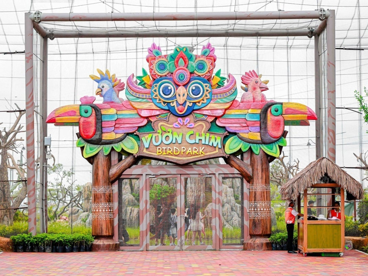 Vườn Chim tại đảo Vũ Yên.