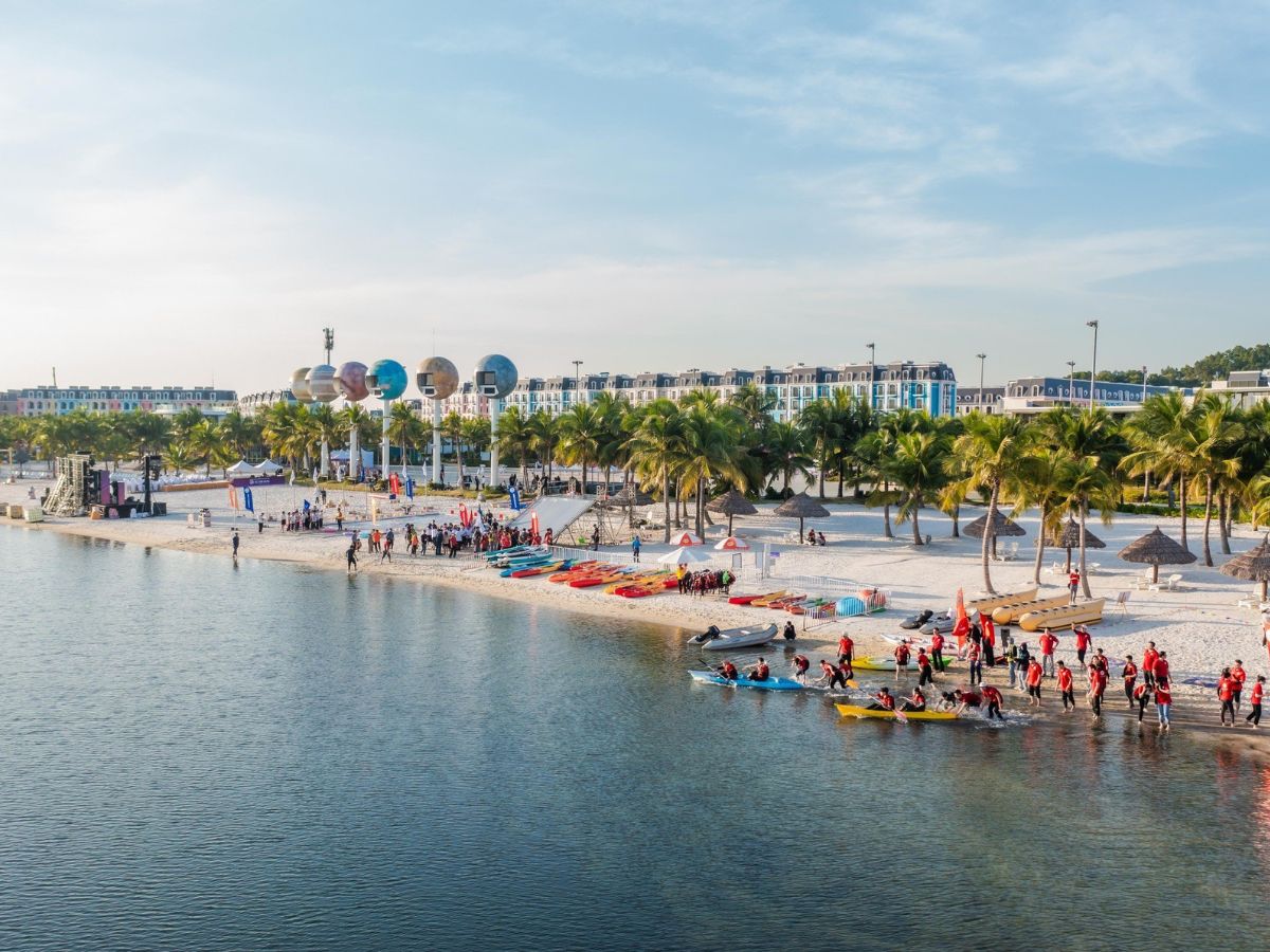 Chuẩn bị đầy đủ đồ bơi khi đến Đồ Sơn Hải Phòng.