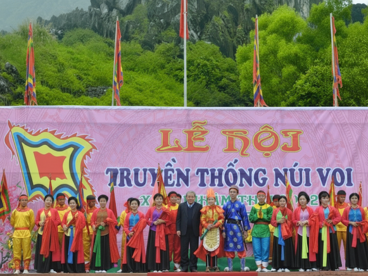 Annual traditional festival of Nui Voi An Lao.