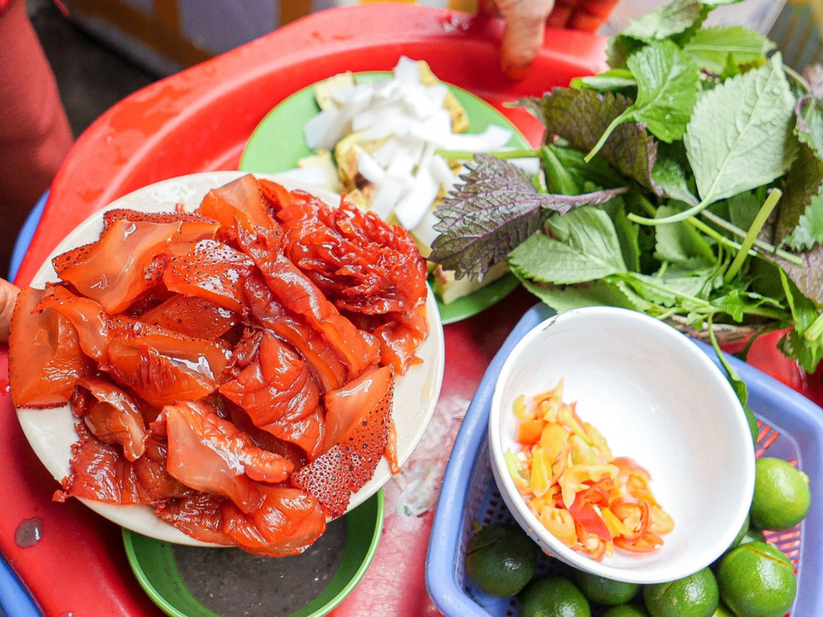 Sứa đỏ được bán rộng rãi trên nhiều khu chợ Hải Phòng.