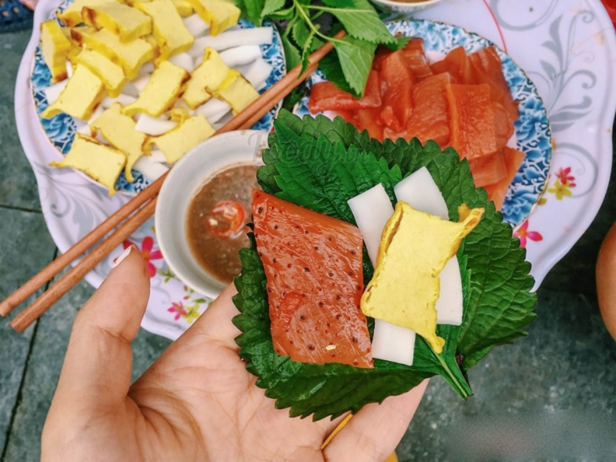 Sứa đỏ trở thành món ngon nổi tiếng tại Hải Phòng.