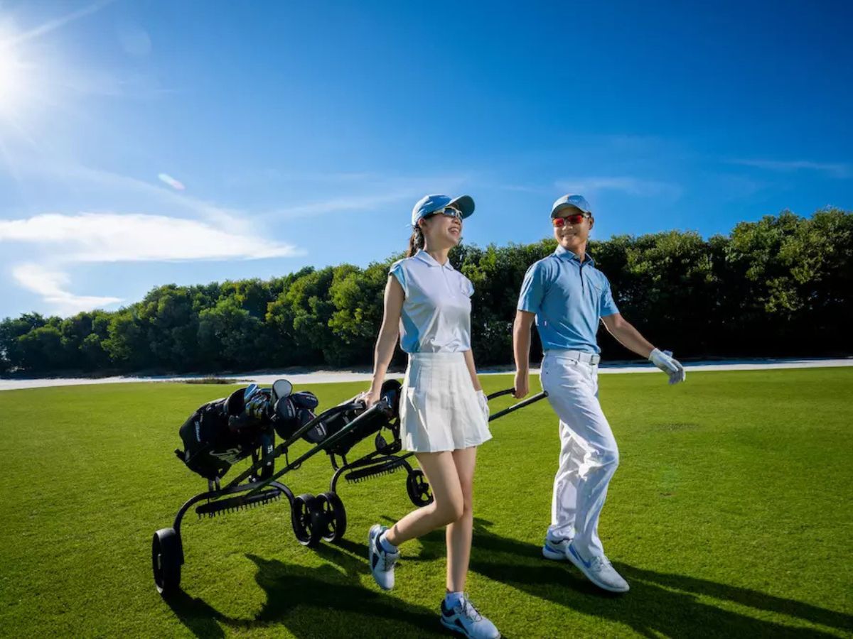 Vu Yen Hai Phong Golf Course is highly rated by many players.