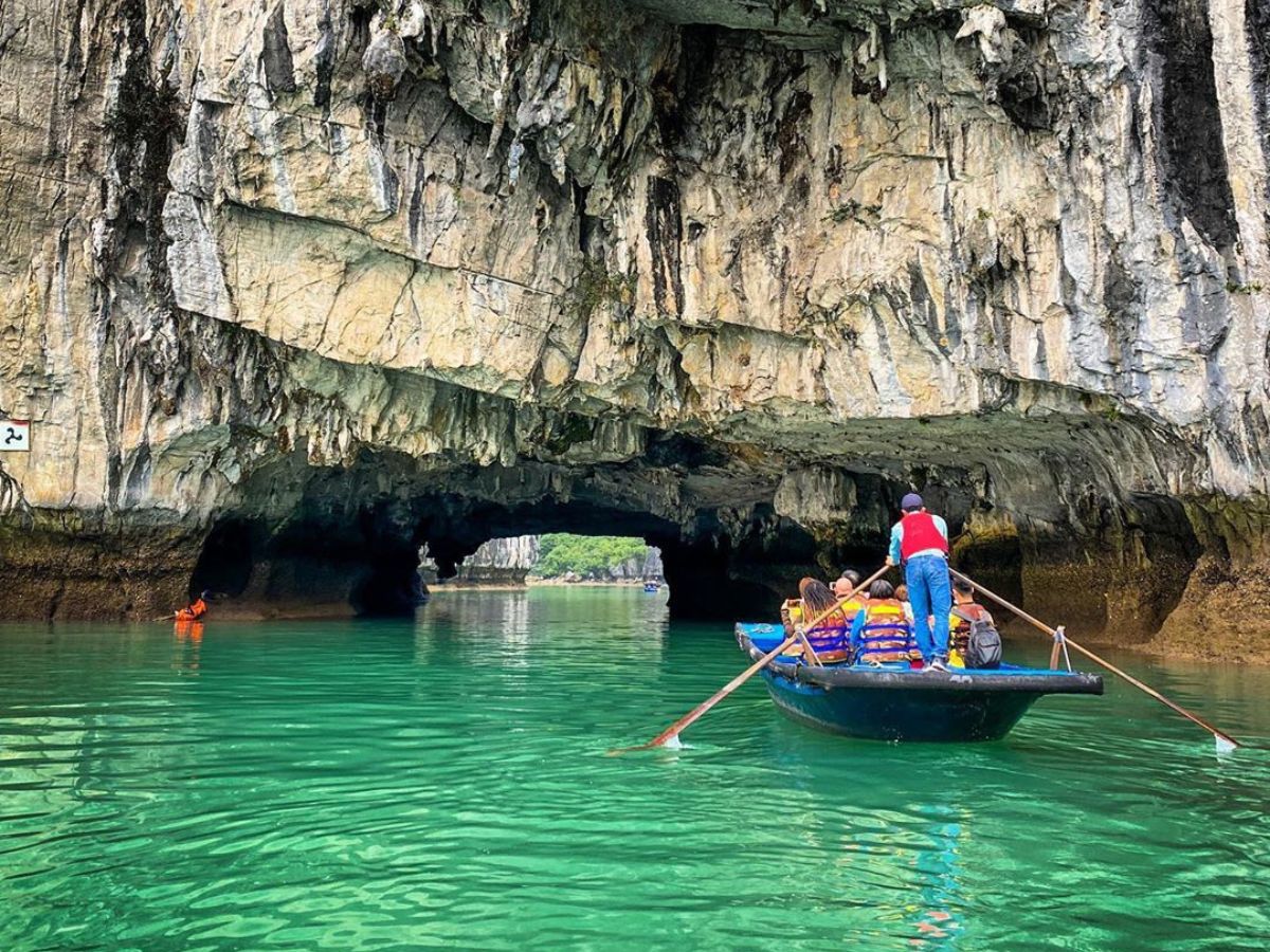 Chọn thời điểm lý tưởng để du lịch biển Hải Phòng.