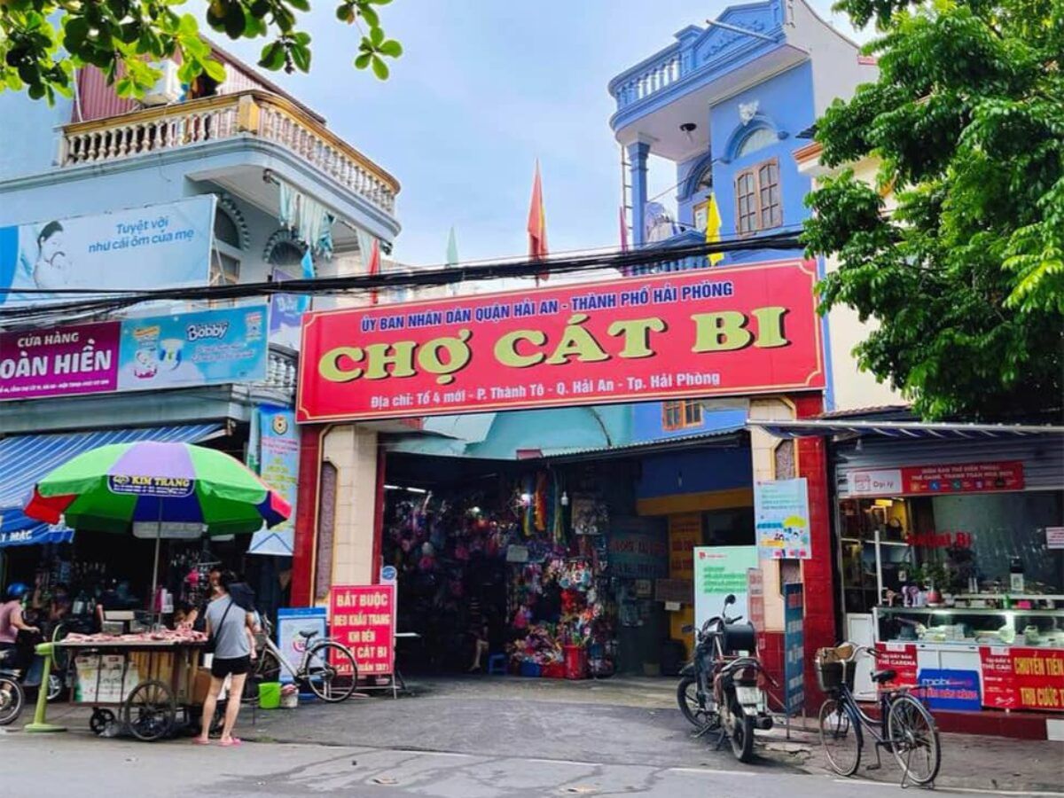 hợ Cát Bi là địa chỉ ăn vặt quen thuộc của người Hải Phòng. hợ Cát Bi là địa chỉ ăn vặt quen thuộc của người Hải Phòng.