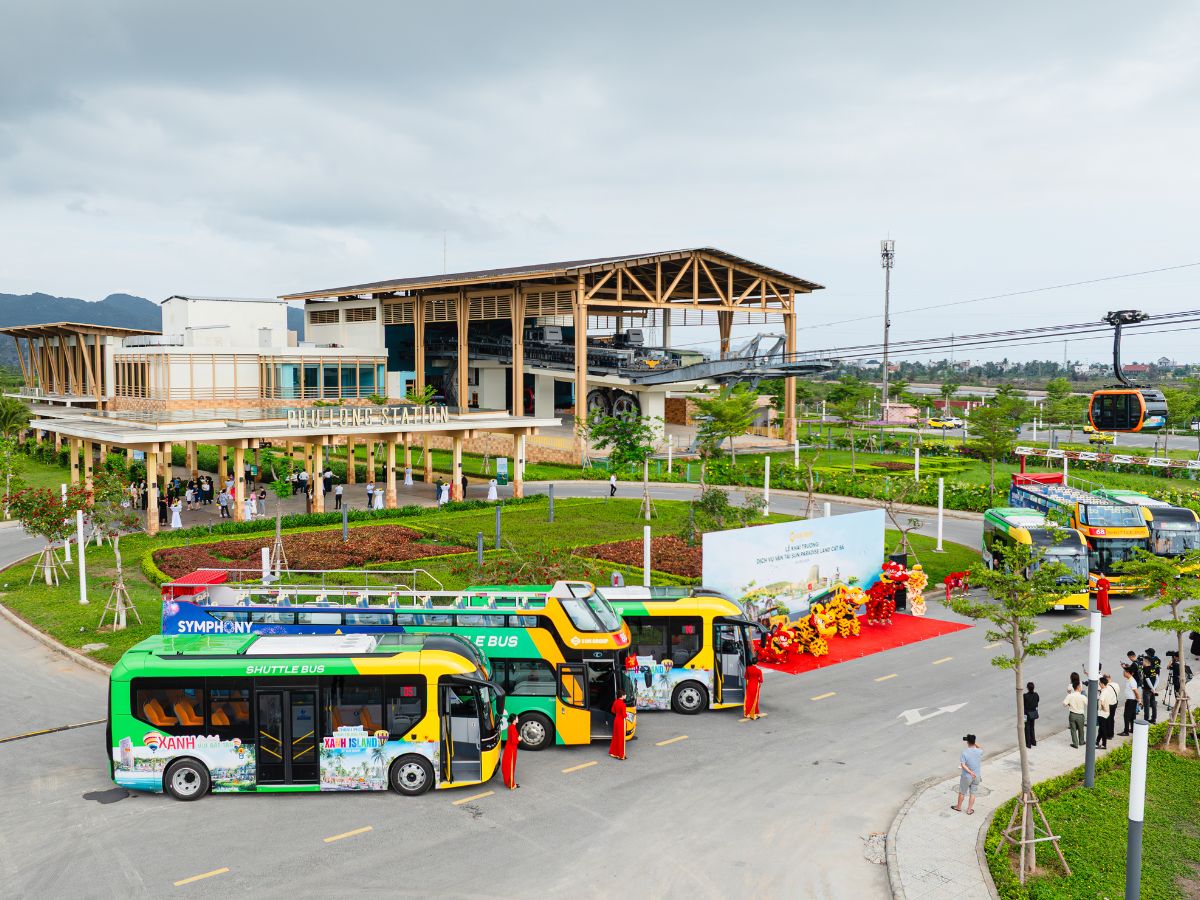 Di chuyển đến biển Cát Bà Hải Phòng khá đơn giản. 