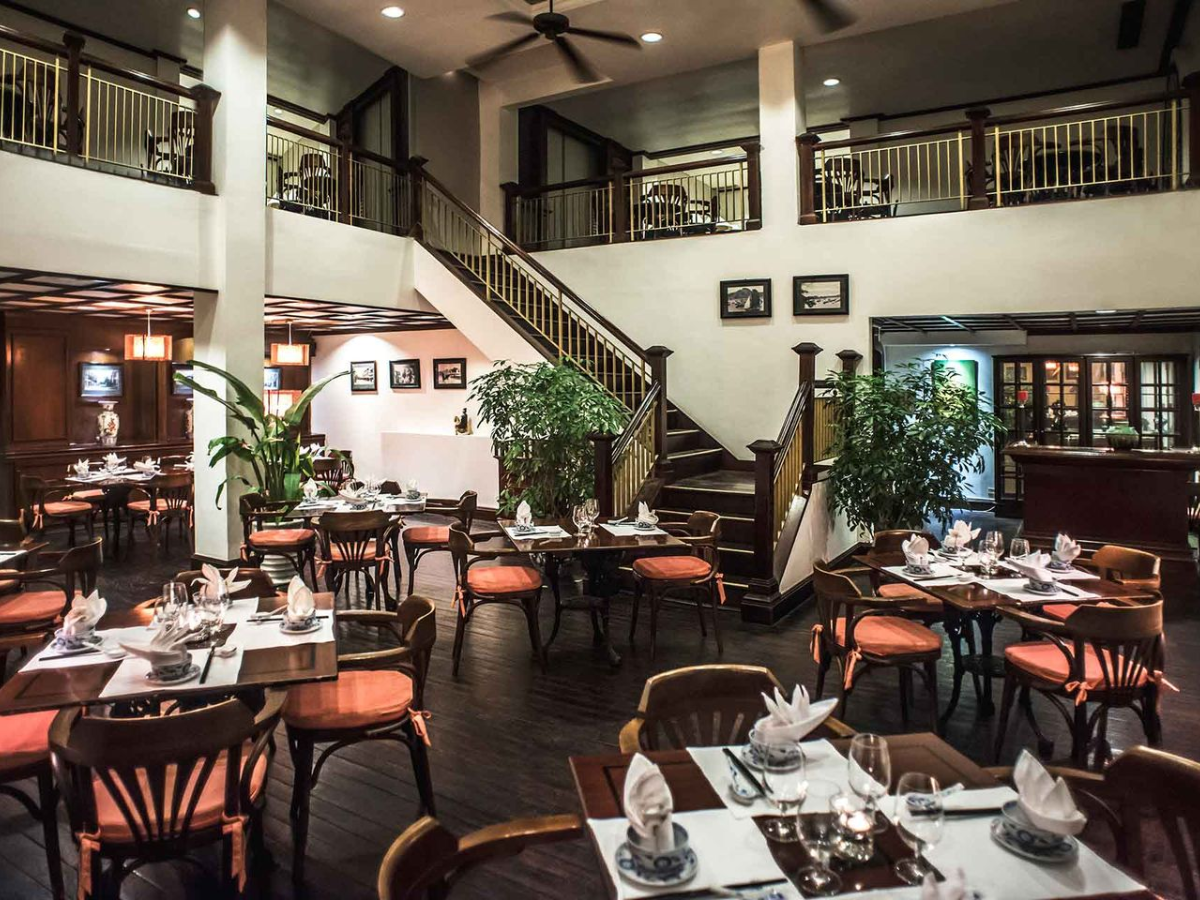 Nhà hàng Á-Âu Nam Phương nổi tiếng Hải Phòng. 