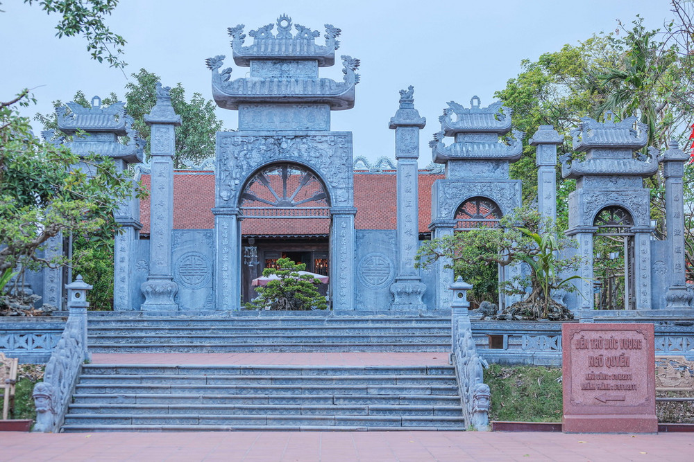 Đền thờ đức vương Ngô Quyền tại khu di tích Bạch Đằng Giang.