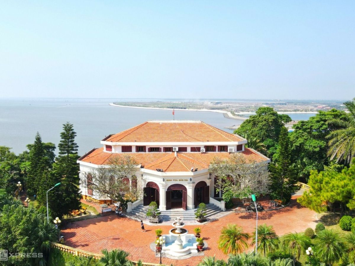 Dinh Bảo Đại (Hải Phòng) là di sản lịch sử quốc gia. 