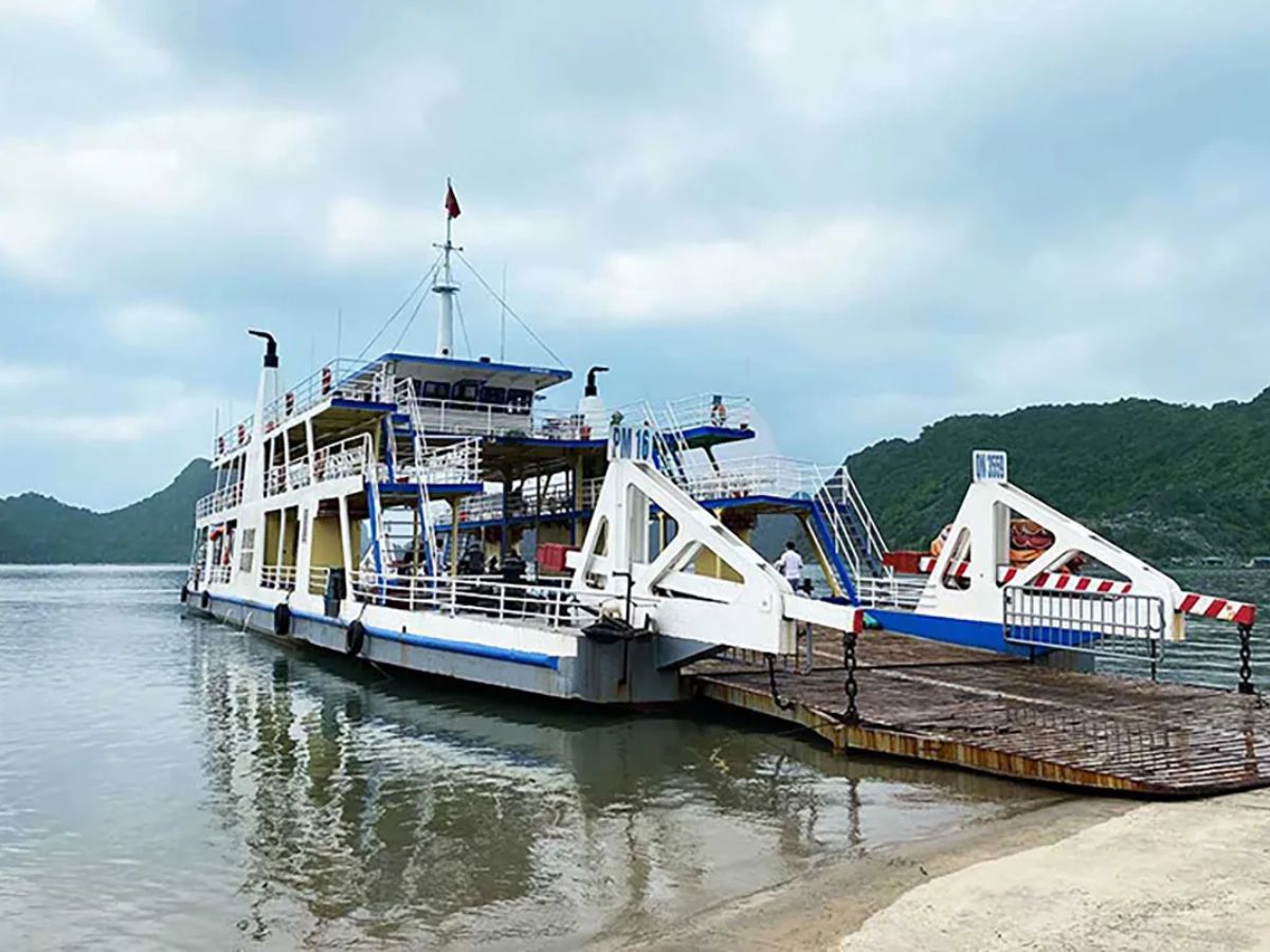 Du khách nên đặt vé từ sớm và đến sớm để tránh tình trạng đông đúc, đặc biệt vào mùa du lịch
