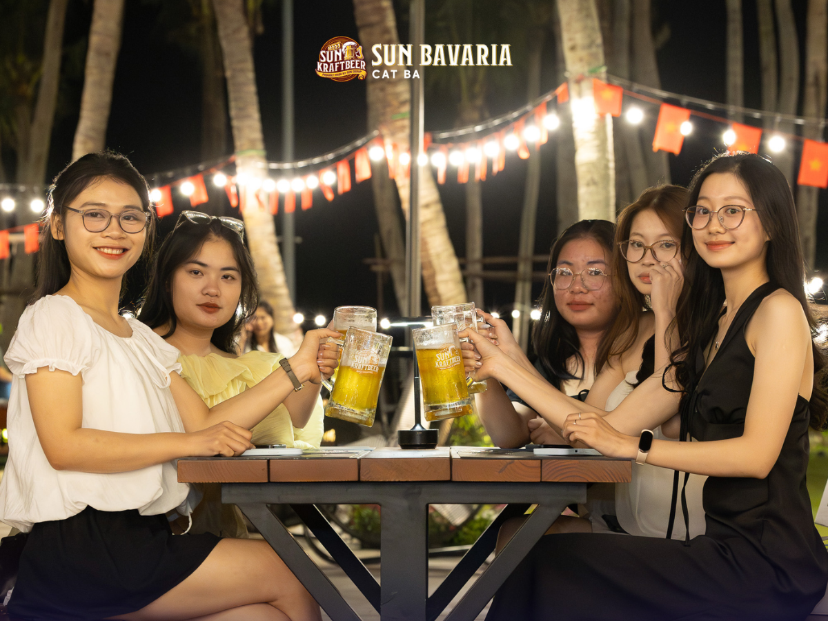 Lễ hội được tổ chức tại nhà hàng bia Sun Bavaria.
